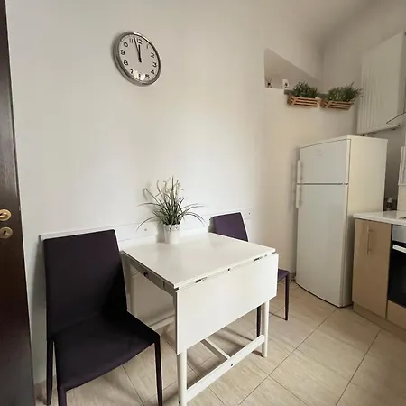 Vibrant Victoriei * Бухарест