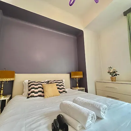 Vibrant Victoriei Apartman *