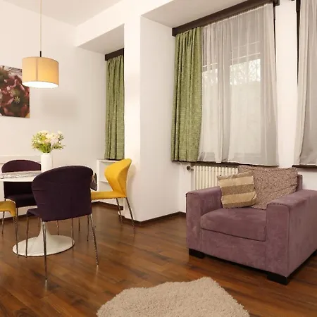 Vibrant Victoriei * בוקרשט